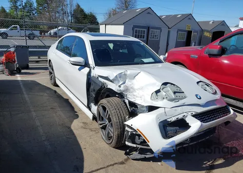 2017 BMW 740I z USA, uszkodzony, nr VIN WBA7E2C38HG741238